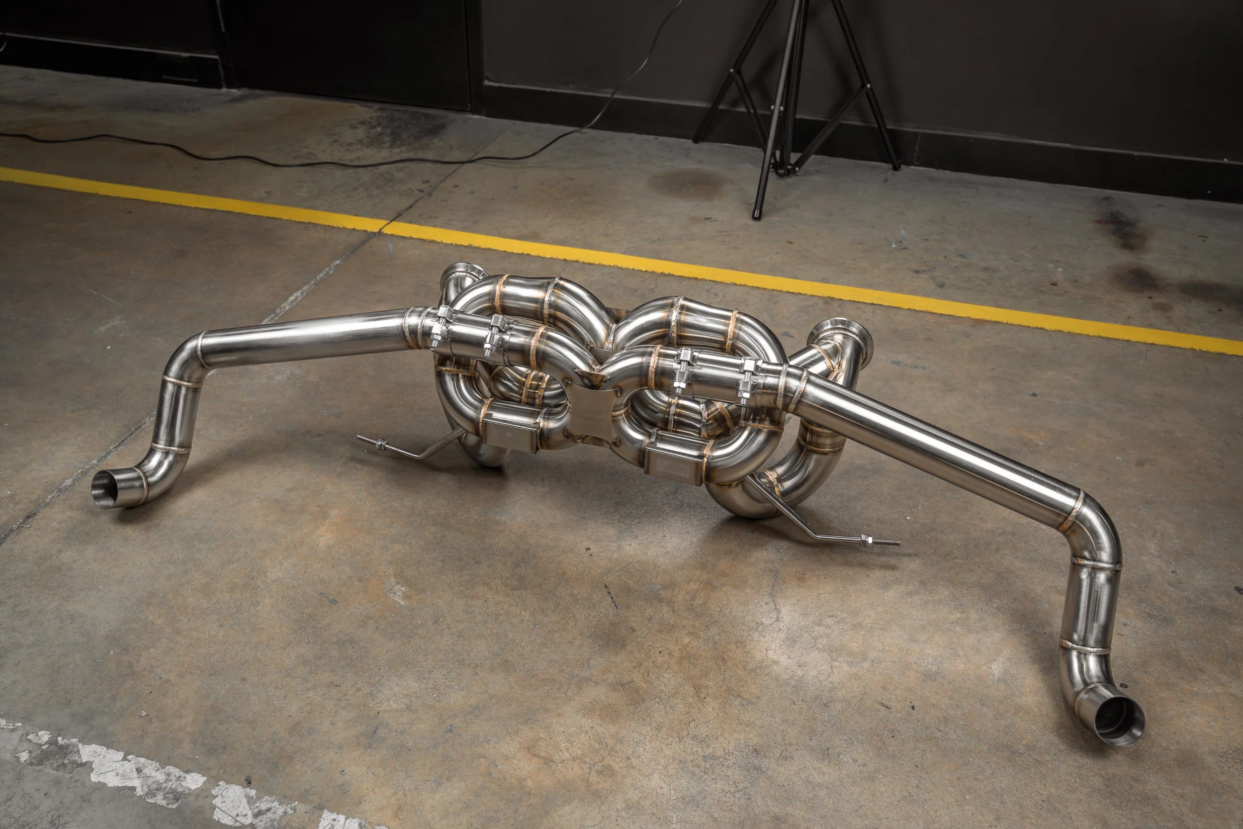 Audi R8 True F1 Exhaust System - Image 9