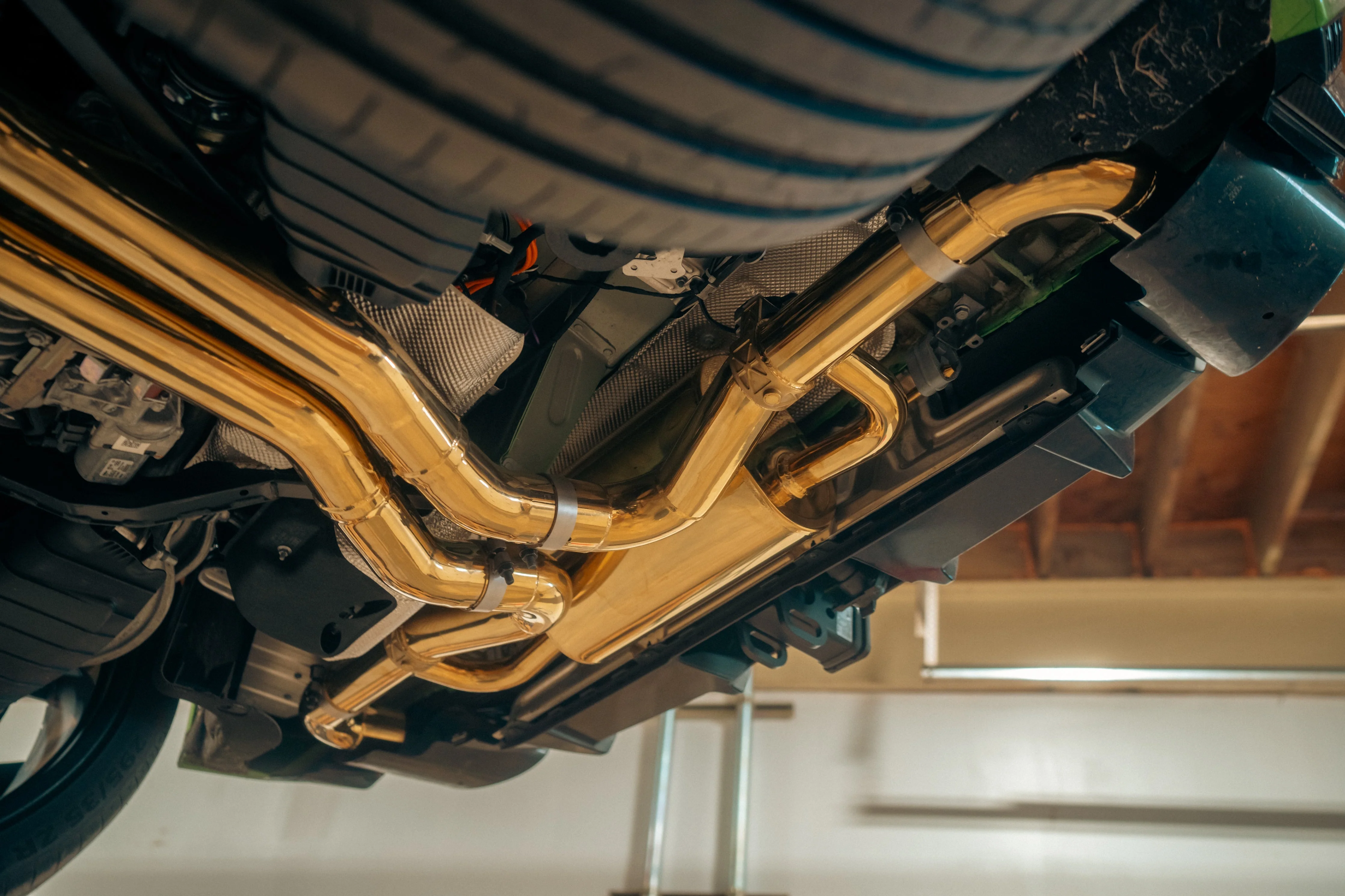 AUDI RSQ8 Valved Sport Exhaust system - Image 21