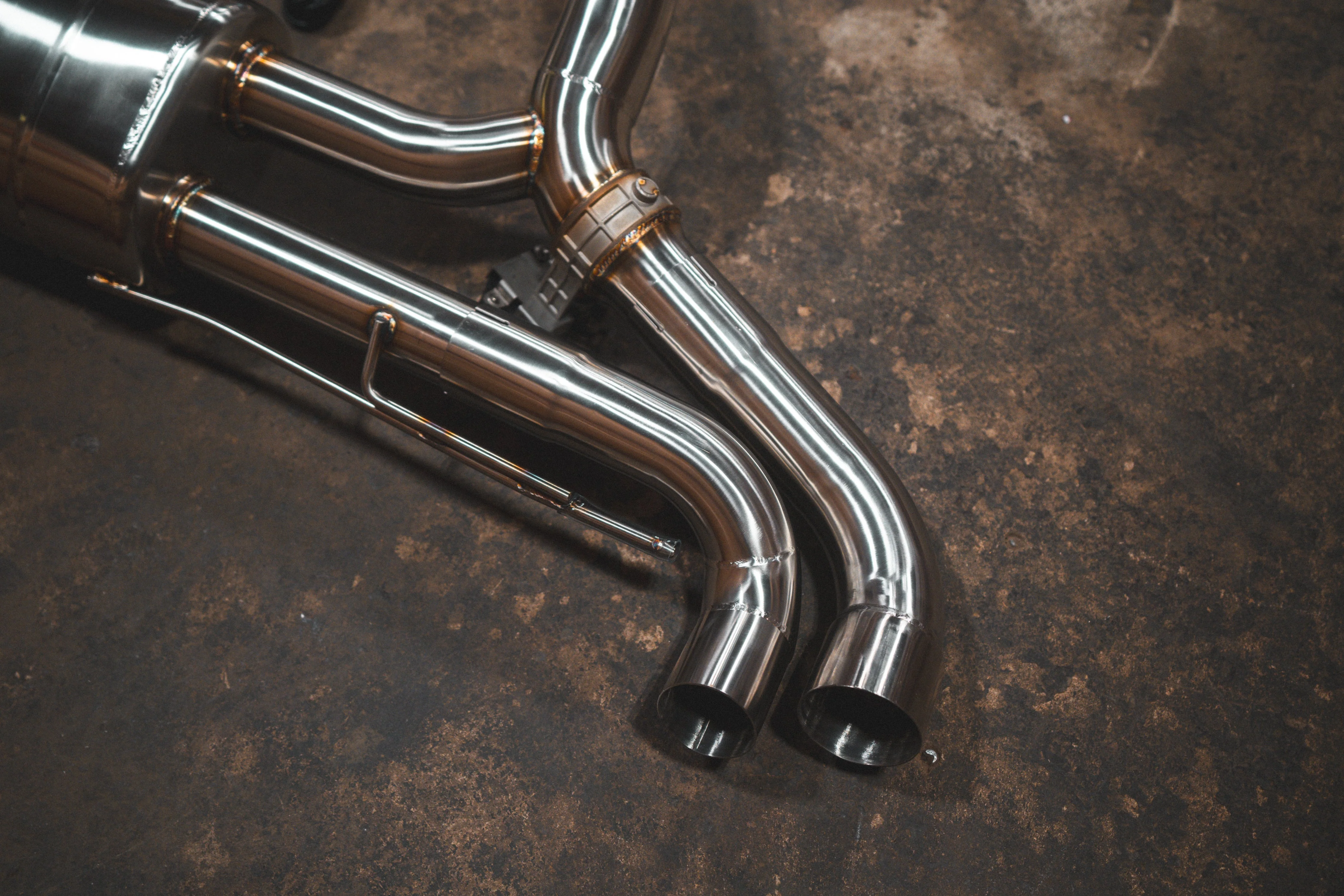 BMW Alpina XB7 / X7 M50i / X7 M60i  Valved Sport Exhaust System - Image 10