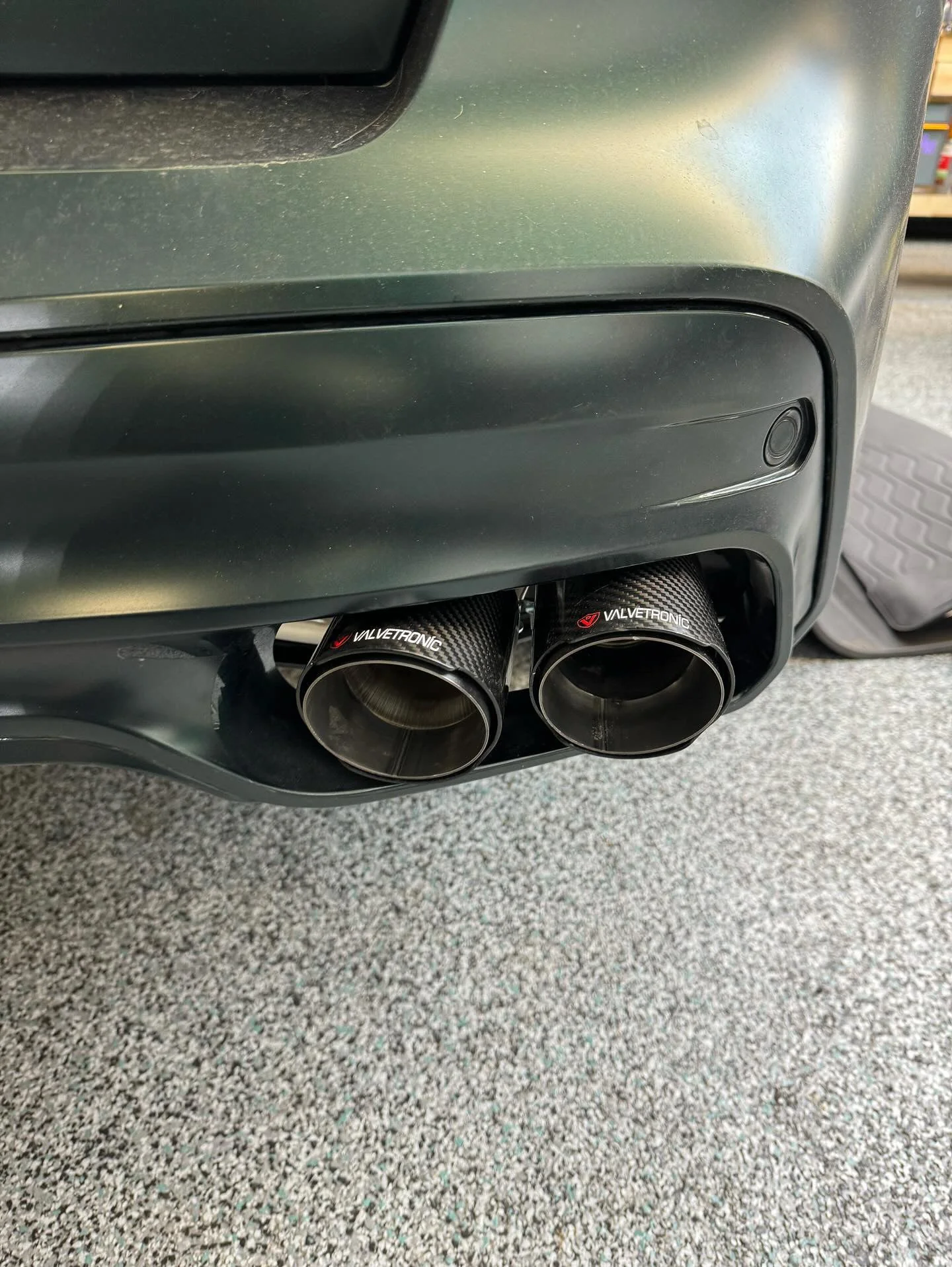 BMW Alpina XB7 / X7 M50i / X7 M60i  Valved Sport Exhaust System - Image 23