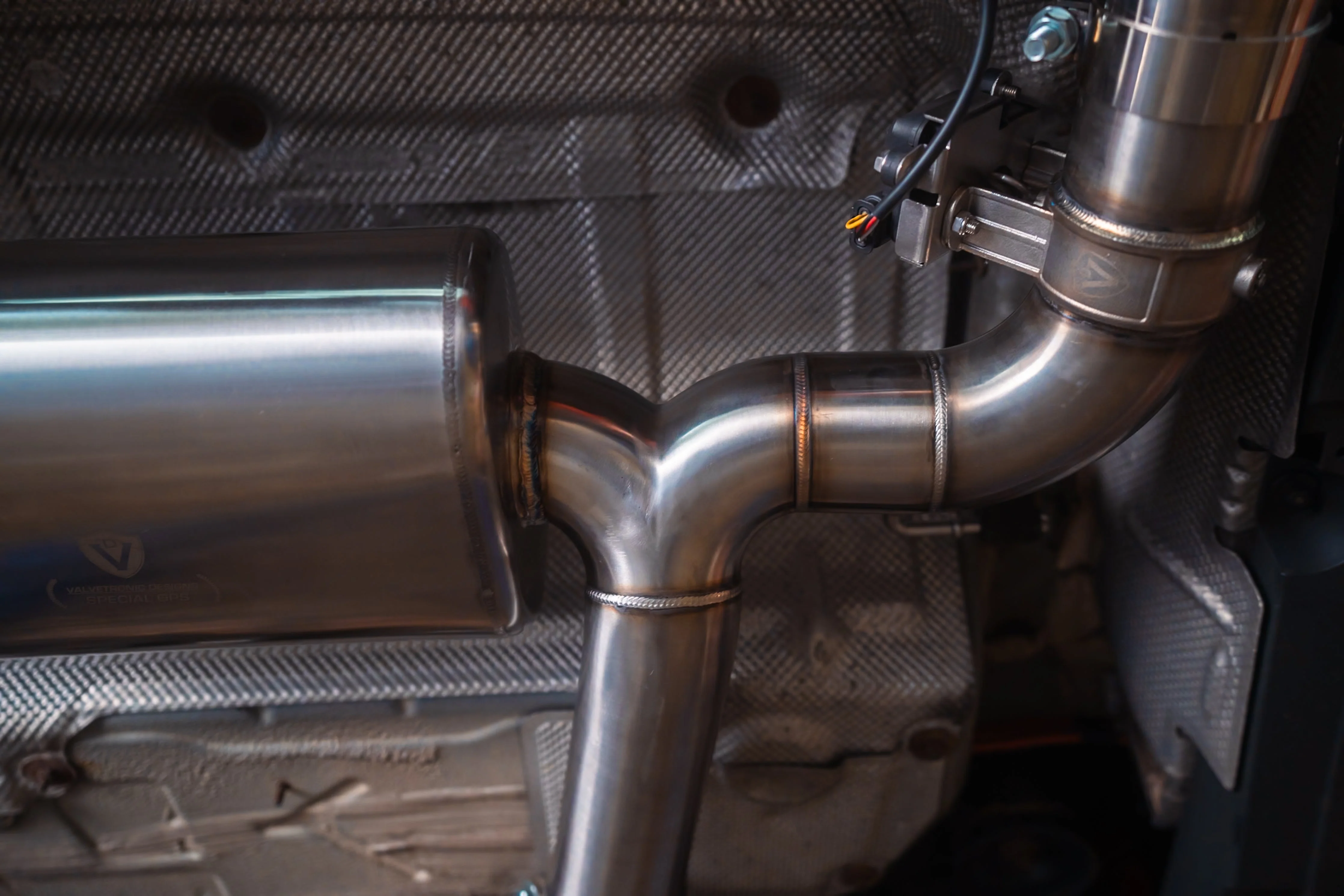 BMW F30 / F22 / F36 / F32 Valved Sport Exhaust System (Axleback) F chassis - Image 16