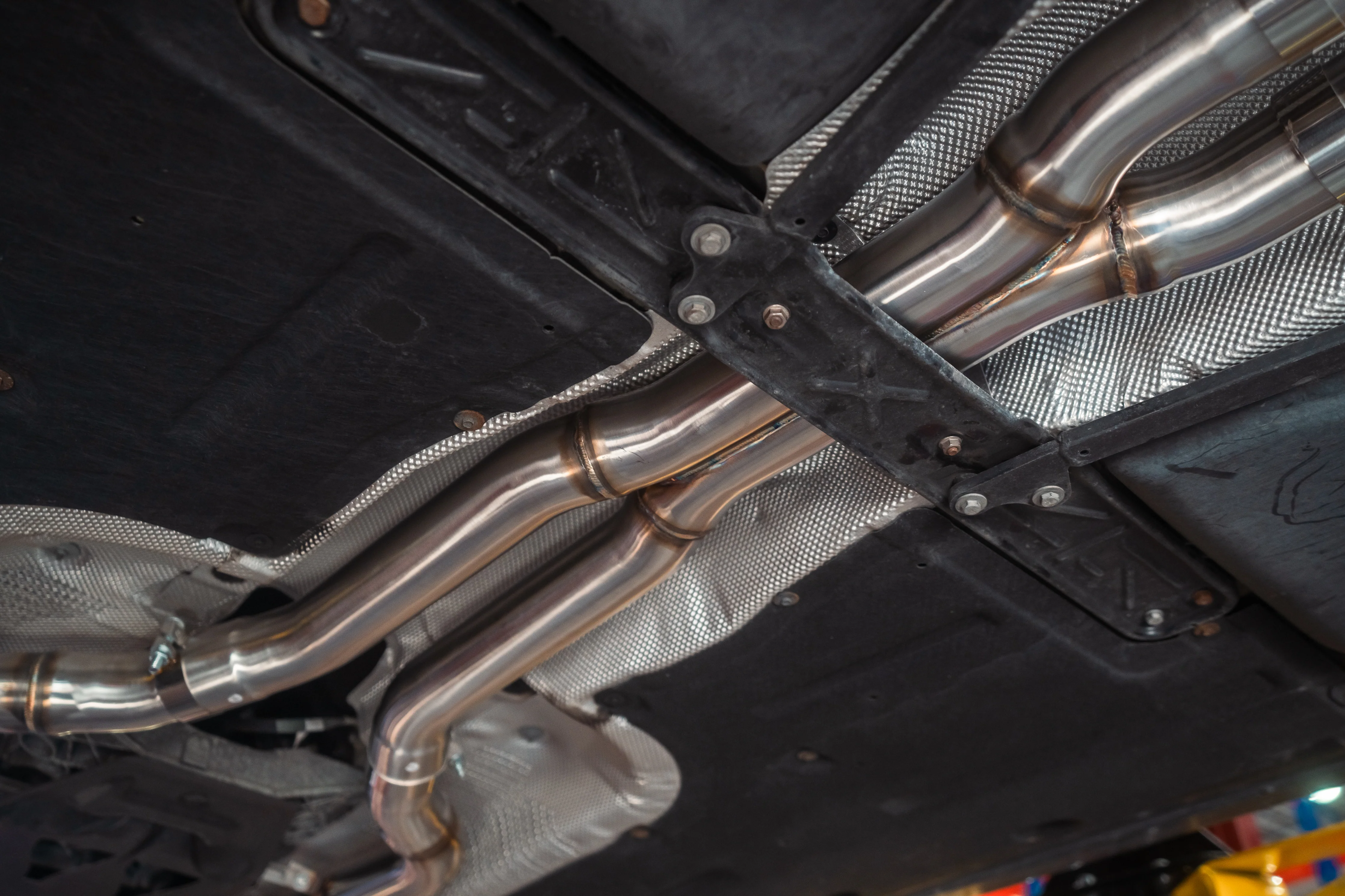 BMW F10 M5 / F06 M6 Valved Sport Exhaust System - Image 41
