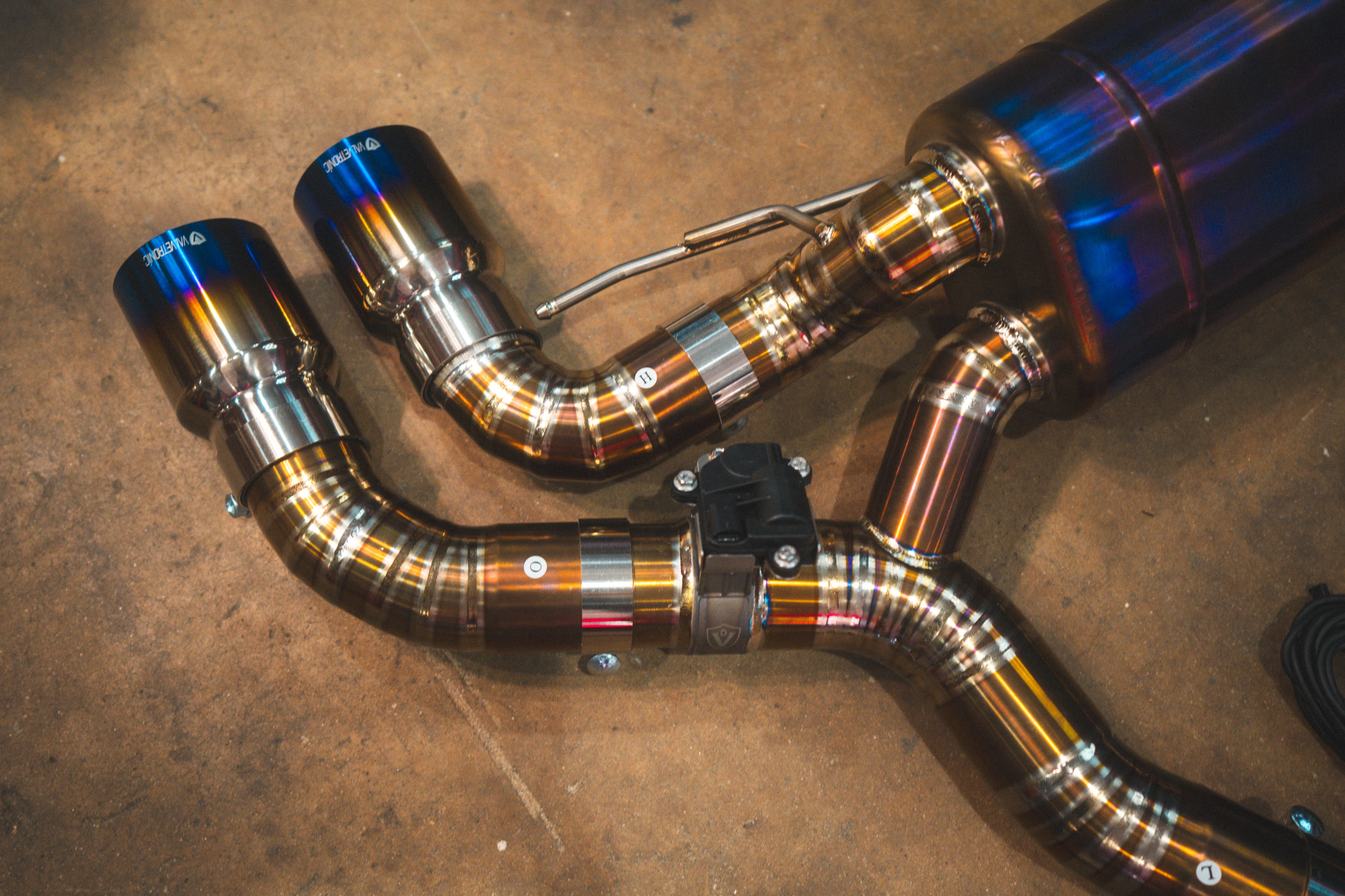 BMW M8 Valved Sport Exhaust System (F91,F92,F93) - Image 25