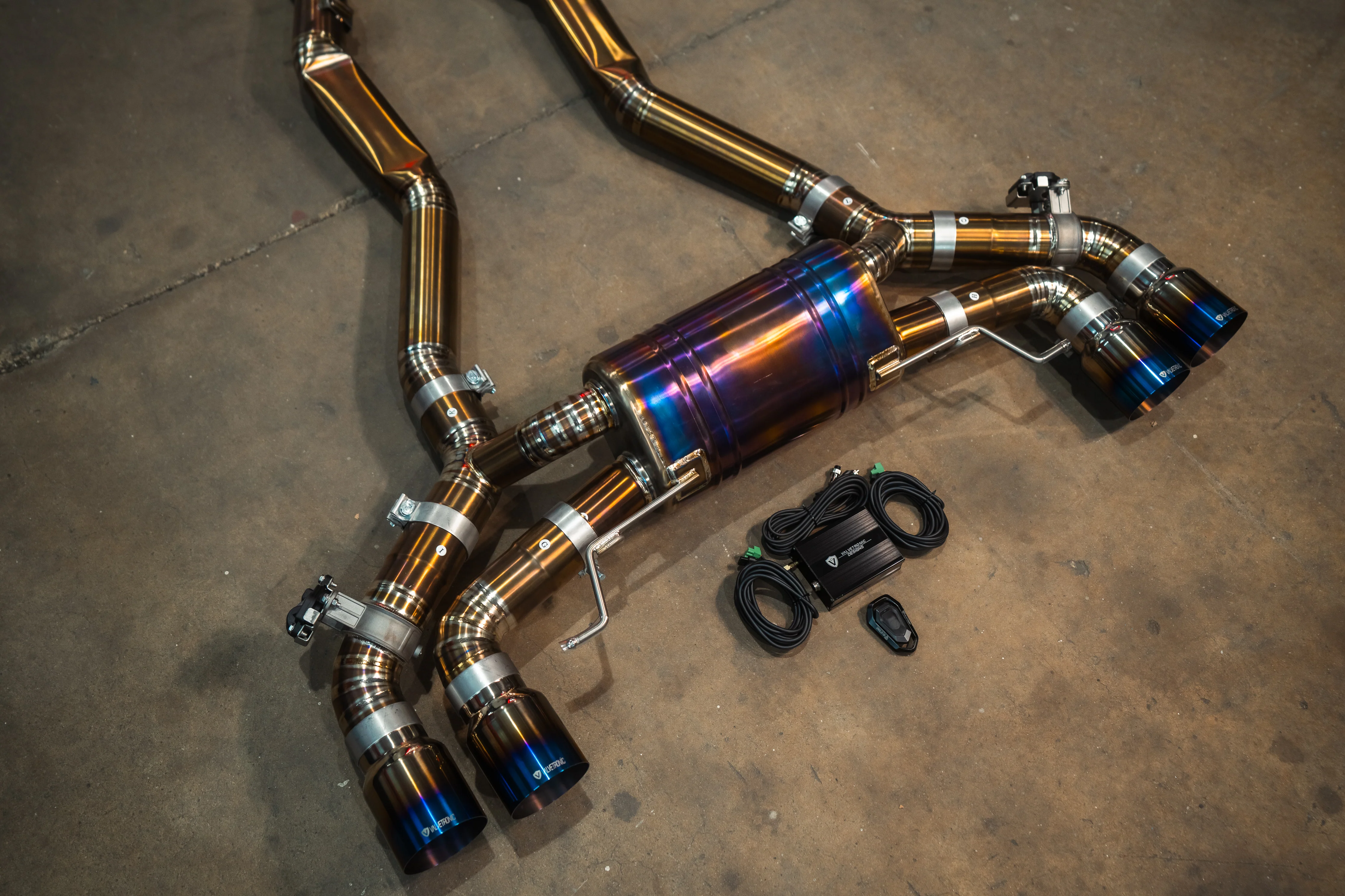 BMW M8 Valved Sport Exhaust System (F91,F92,F93) - Image 4