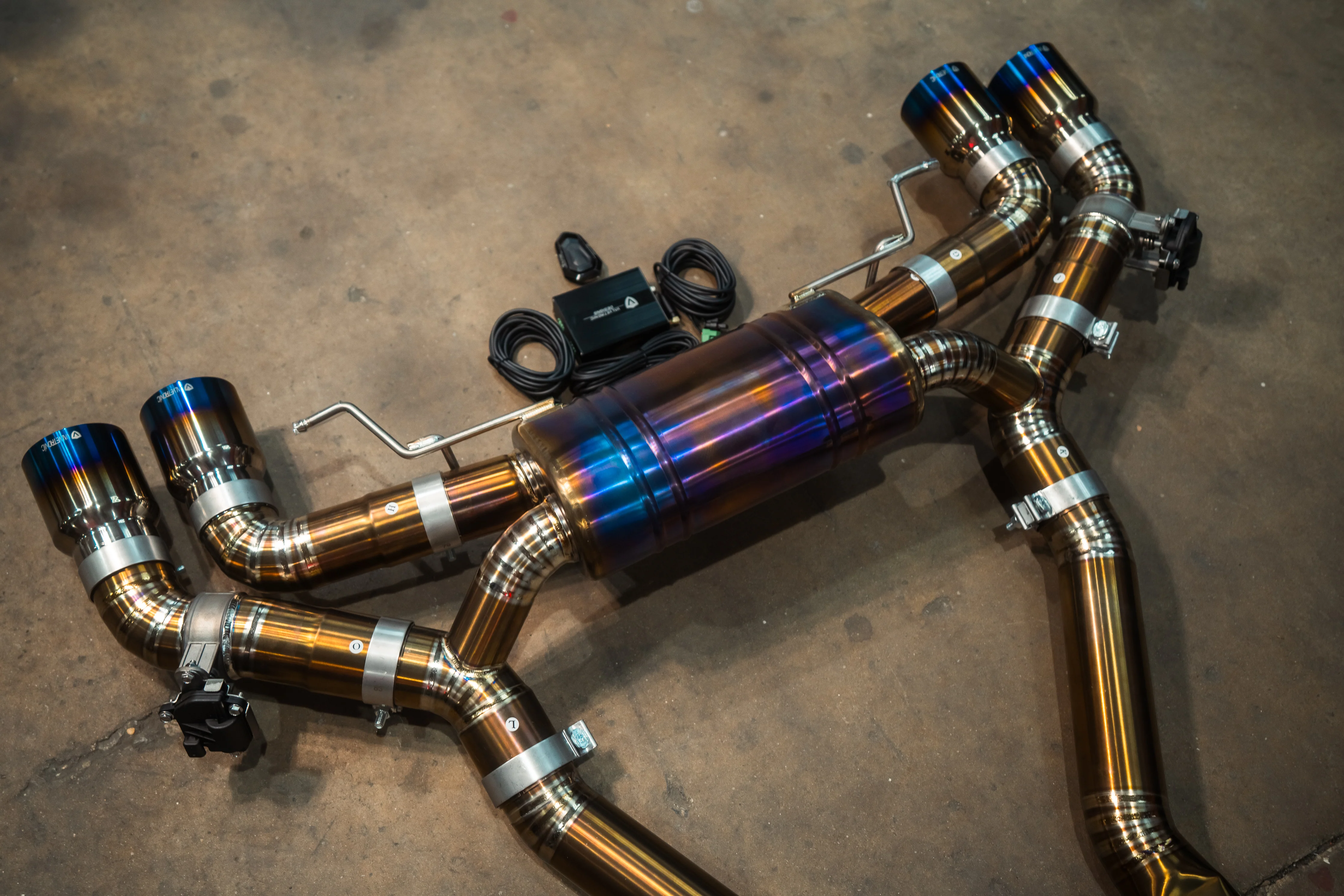 BMW M8 Valved Sport Exhaust System (F91,F92,F93) - Image 5