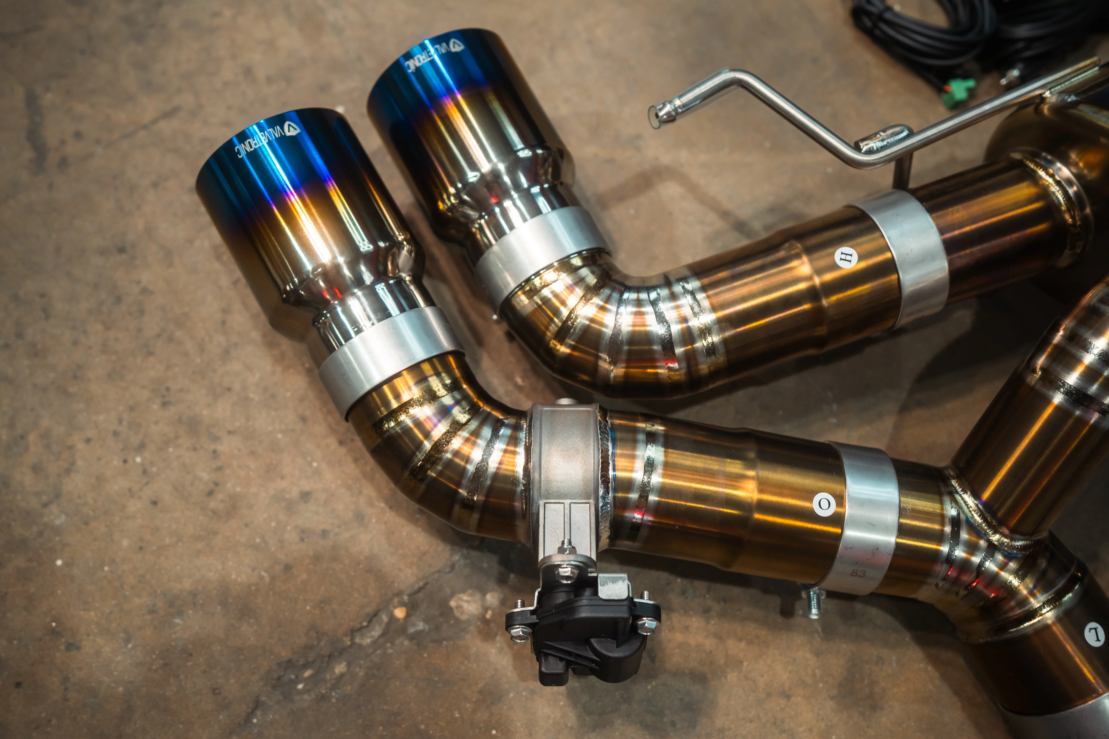 BMW M8 Valved Sport Exhaust System (F91,F92,F93) - Image 6
