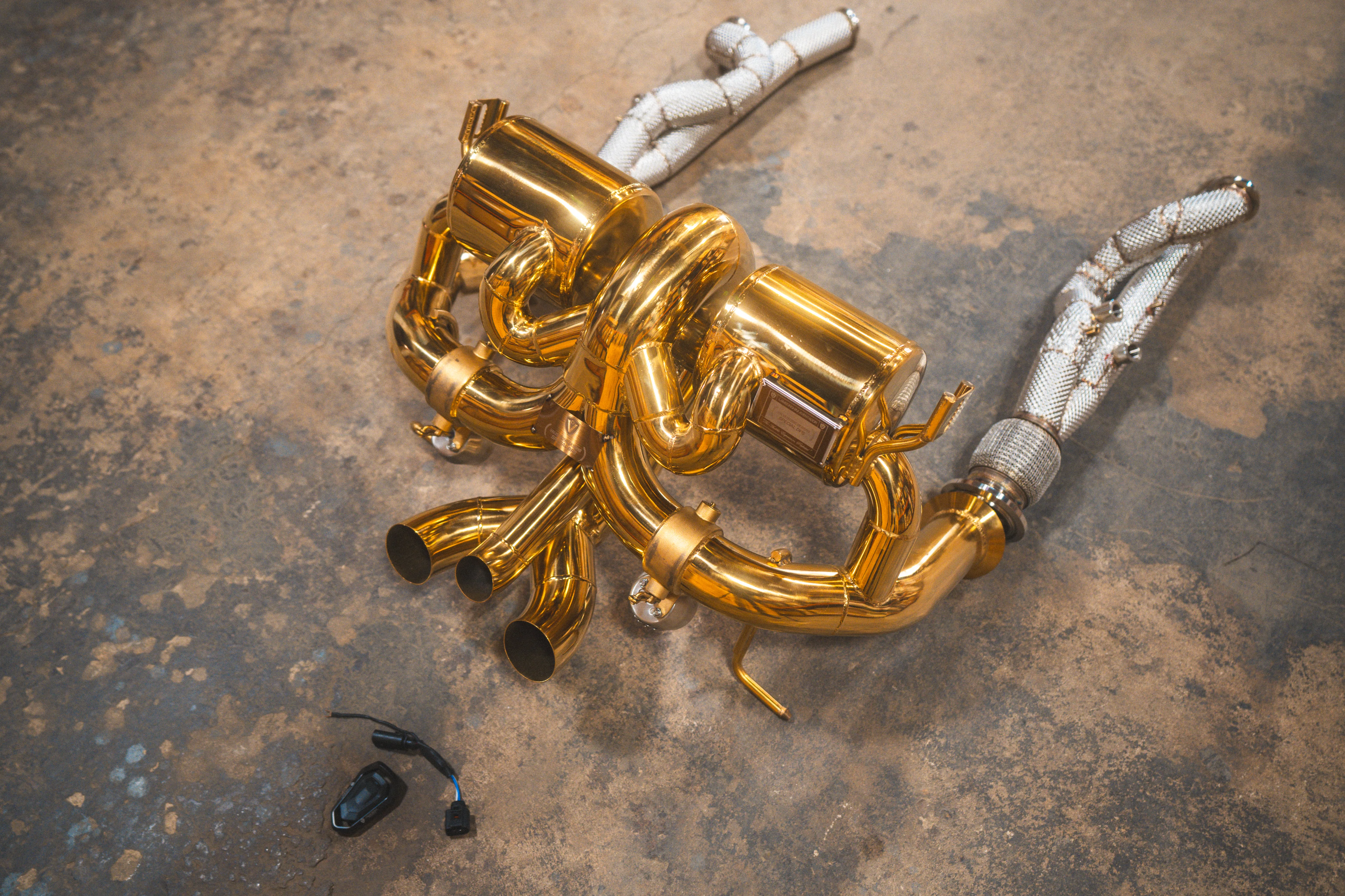 Lamborghini Aventador LP700 / S / SV Valved Sport Exhaust System - Image 19
