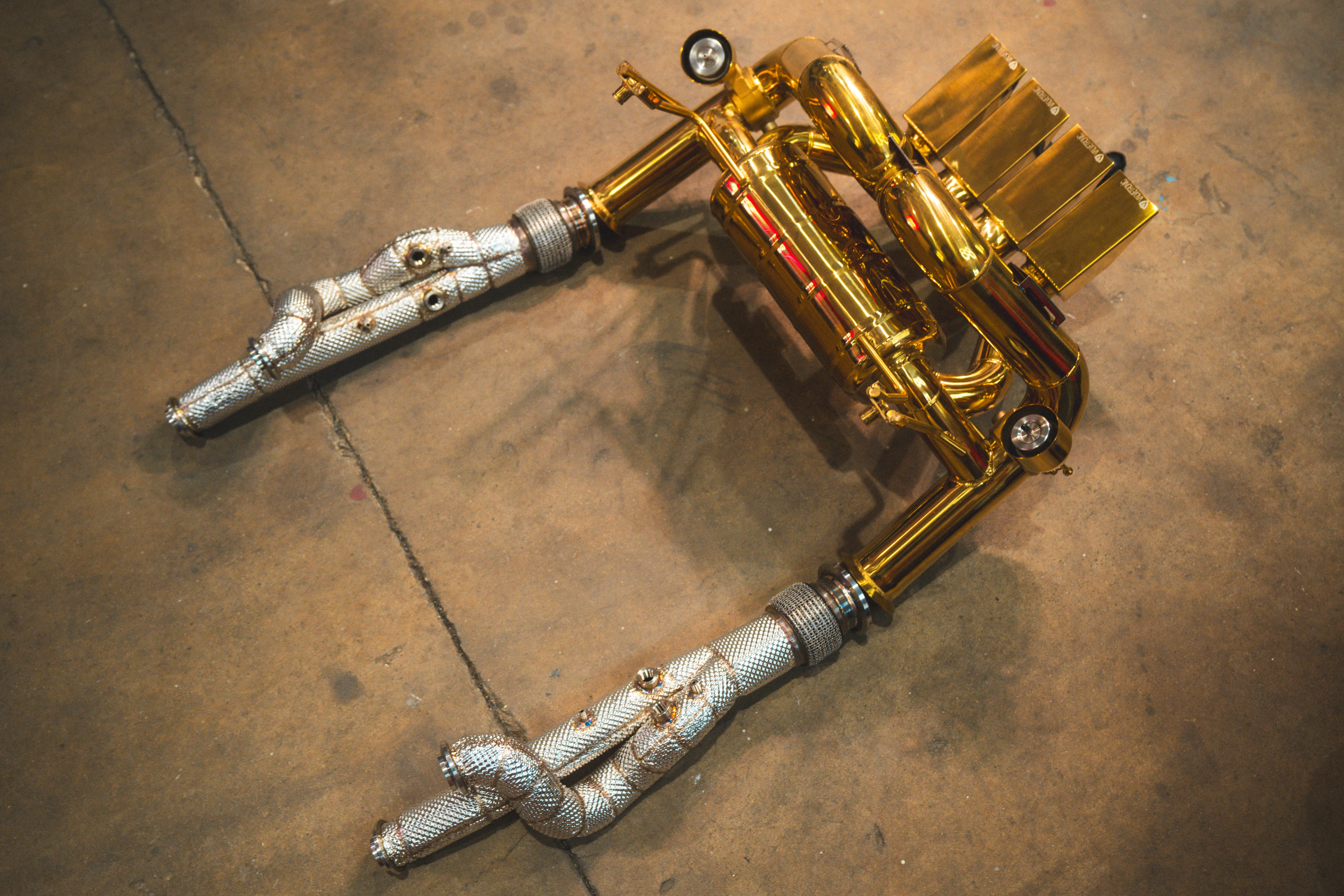 Lamborghini Aventador LP700 / S / SV Valved Sport Exhaust System - Image 3