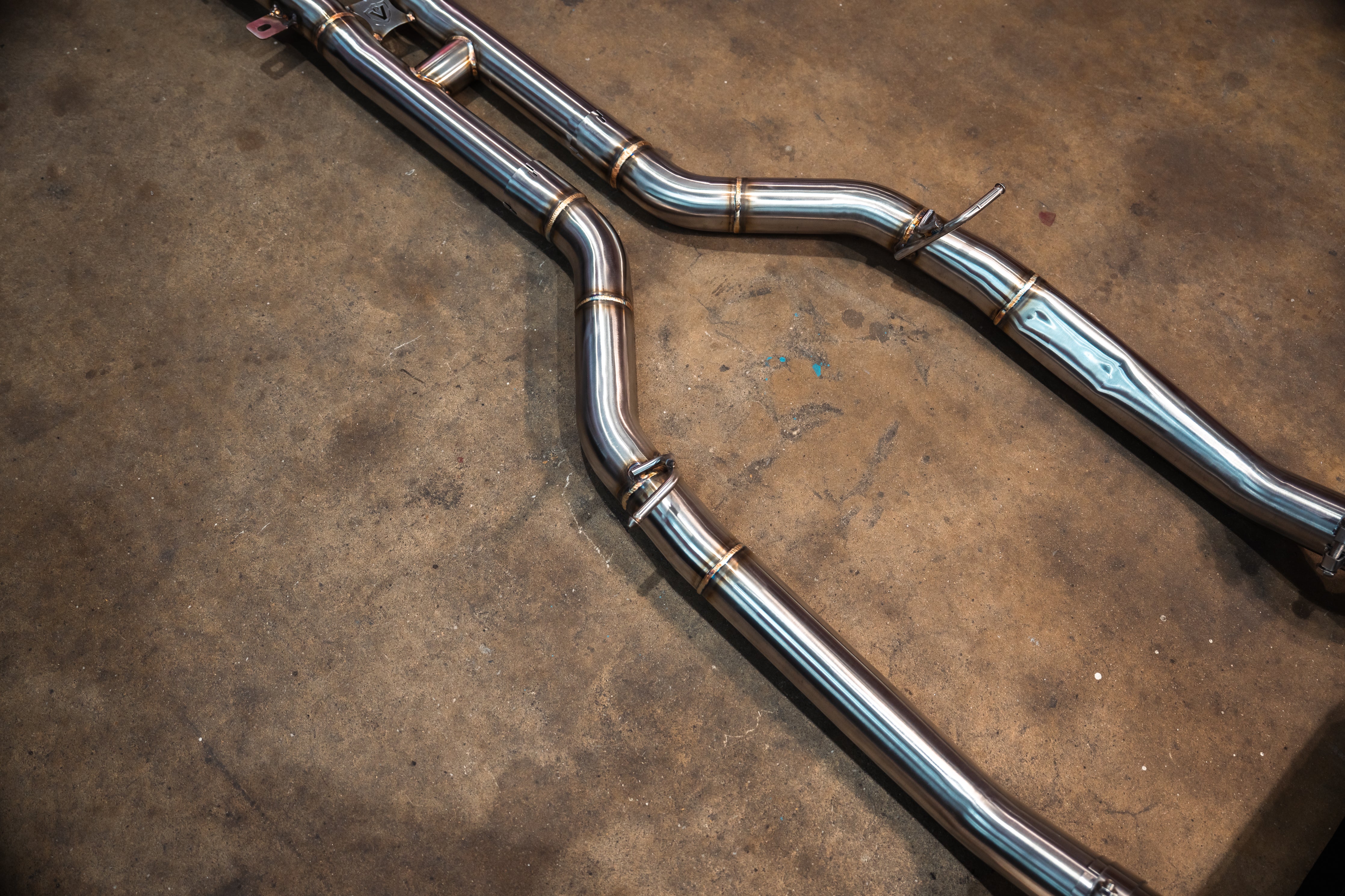Mercedes SLS AMG Valved Sport Exhaust System - Image 3