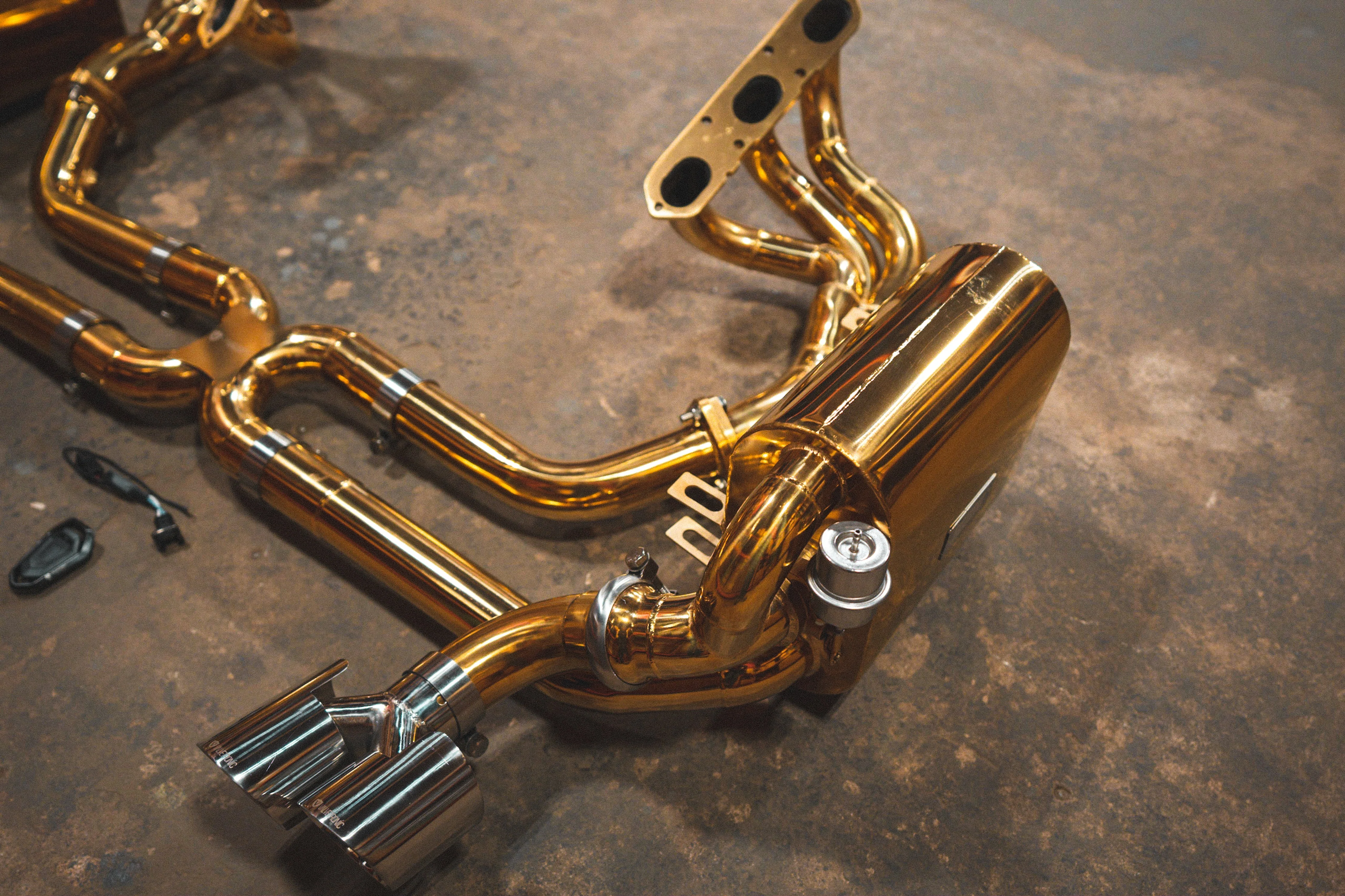 Valvetronic Valved Sport Exhaust System for Porsche 997 Carrera - Image 11