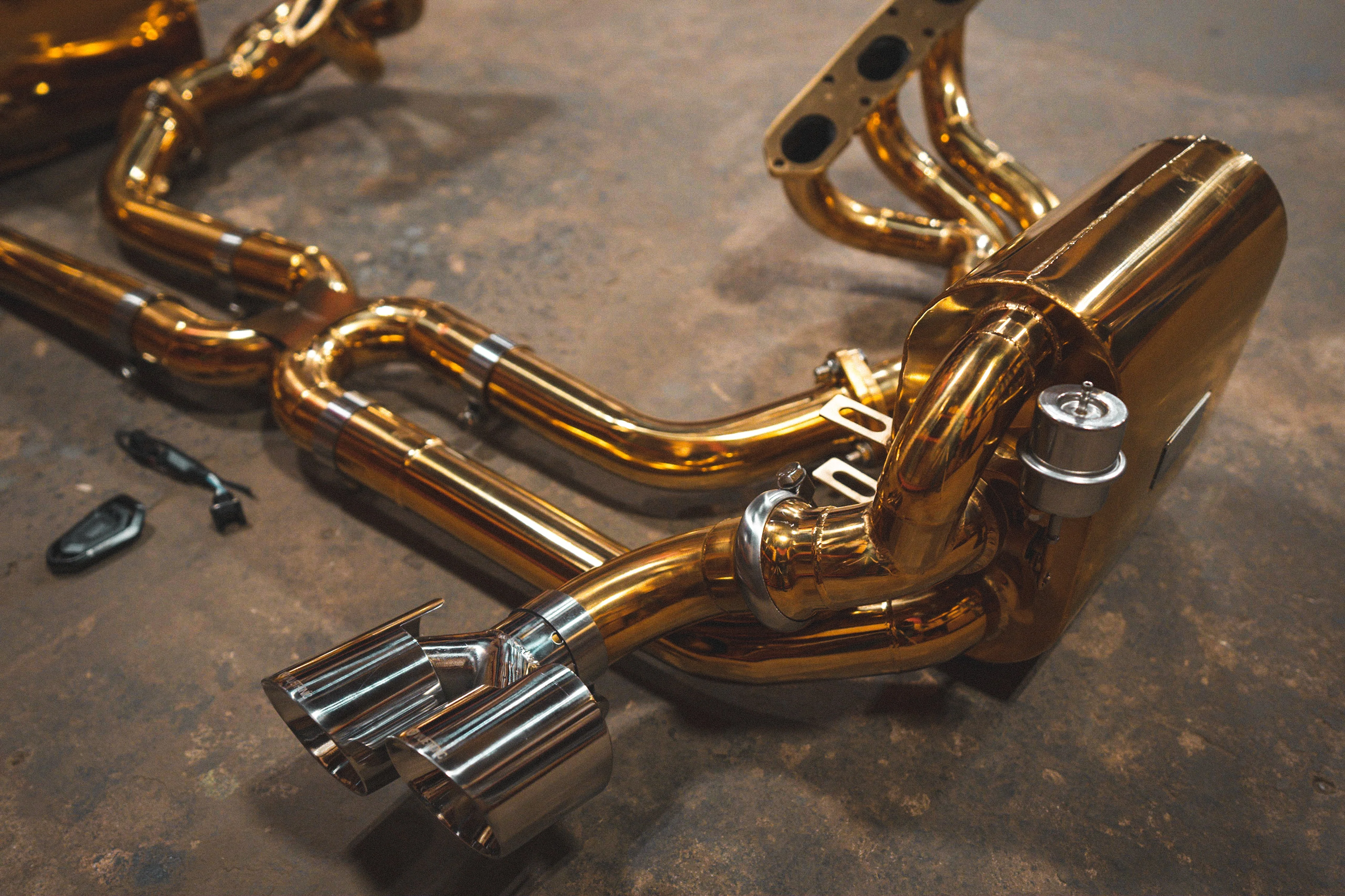 Valvetronic Valved Sport Exhaust System for Porsche 997 Carrera - Image 9