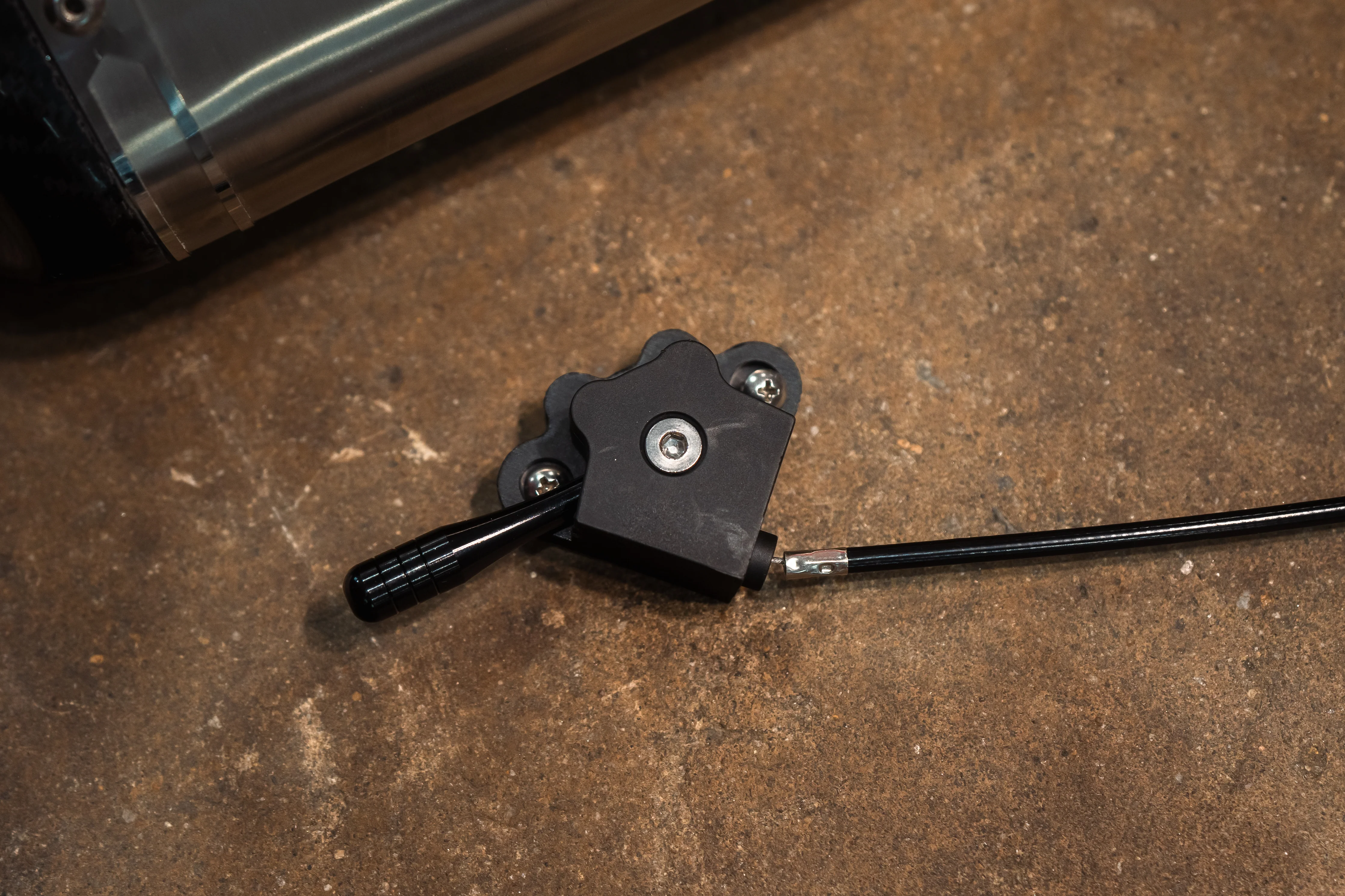 Valvetronic Motorcycle Valved Muffler - Image 4