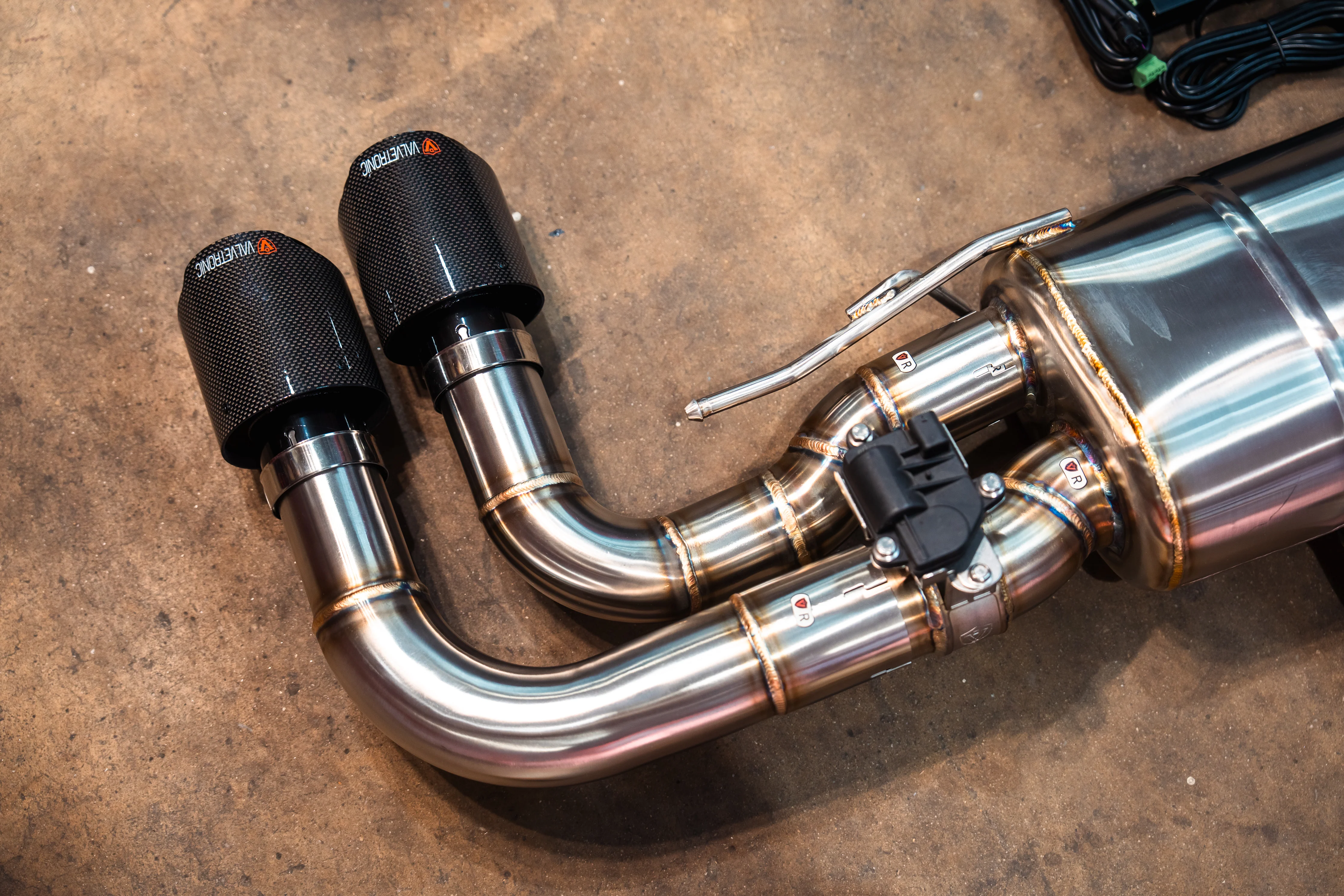 Valved Sport Exhaust System for Porsche 9Y0 Cayenne - Image 22